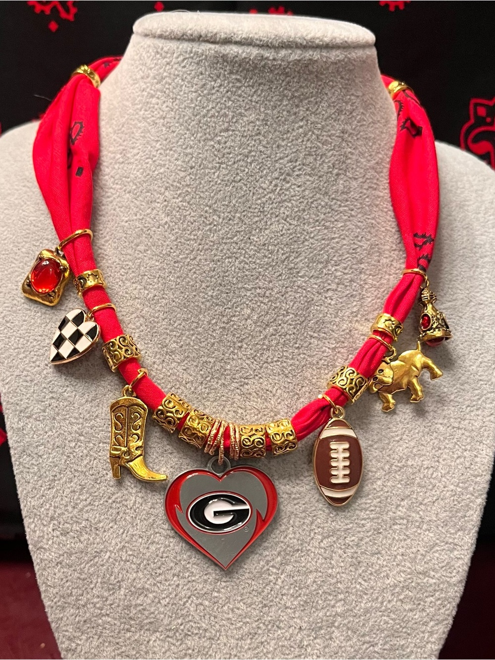University of Georgia Bandana Charm Necklace, UGA, Georgia Bulldogs, 28” - Picture 2 of 6